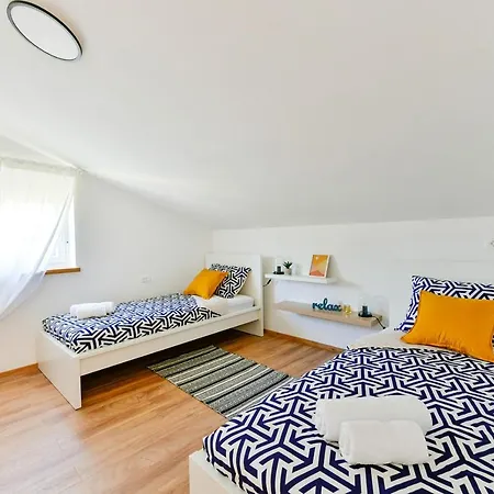 Aura Apartment Porec